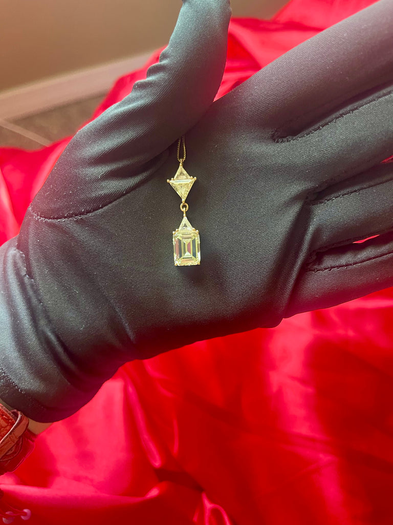 “REFLECTION” ONE OF THE KIND 5.60 CT NATURAL DIAMOND PENDANT