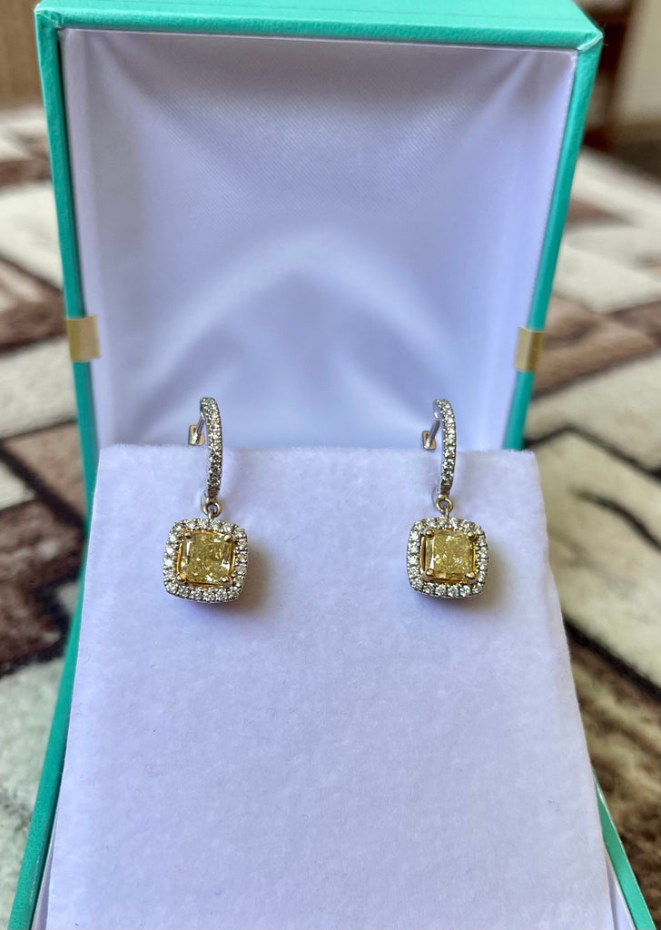 WHITE GOLD NATURAL FANCY YELLOW DIAMOND 2.53 CT.T.W