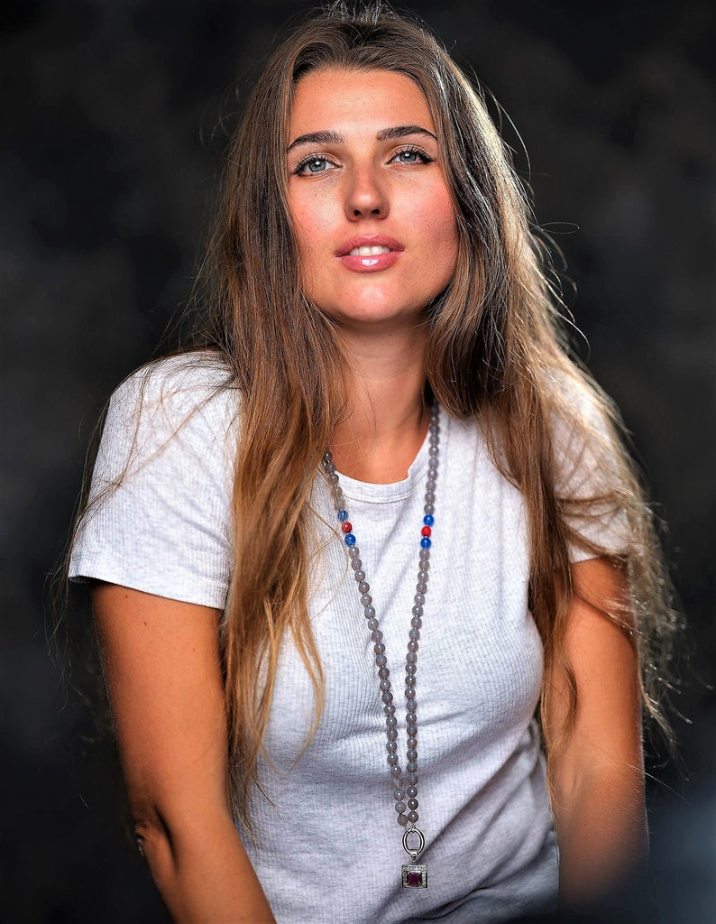925 SILVER SPIRITUAL GREY GEM BEYOND UNISEX NECKLACE - GIFT