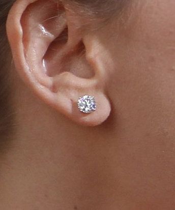18K WHITE GOLD SOLITAIRE DIAMOND STAR STUD EARRINGS 1CT (OR) 2.00 CT.TW "UNION"